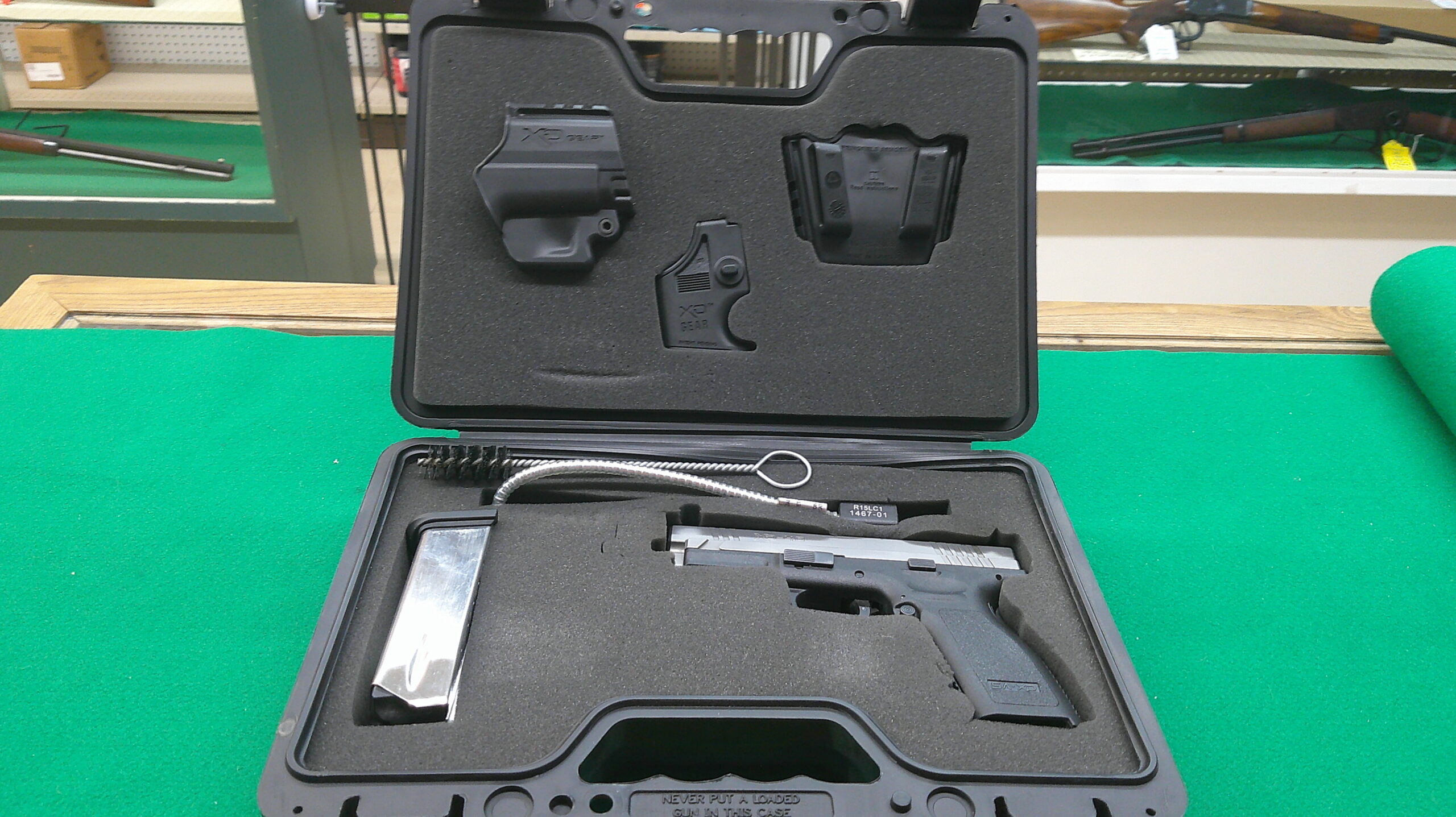 Used Springfield XD40 40 4" Barrel