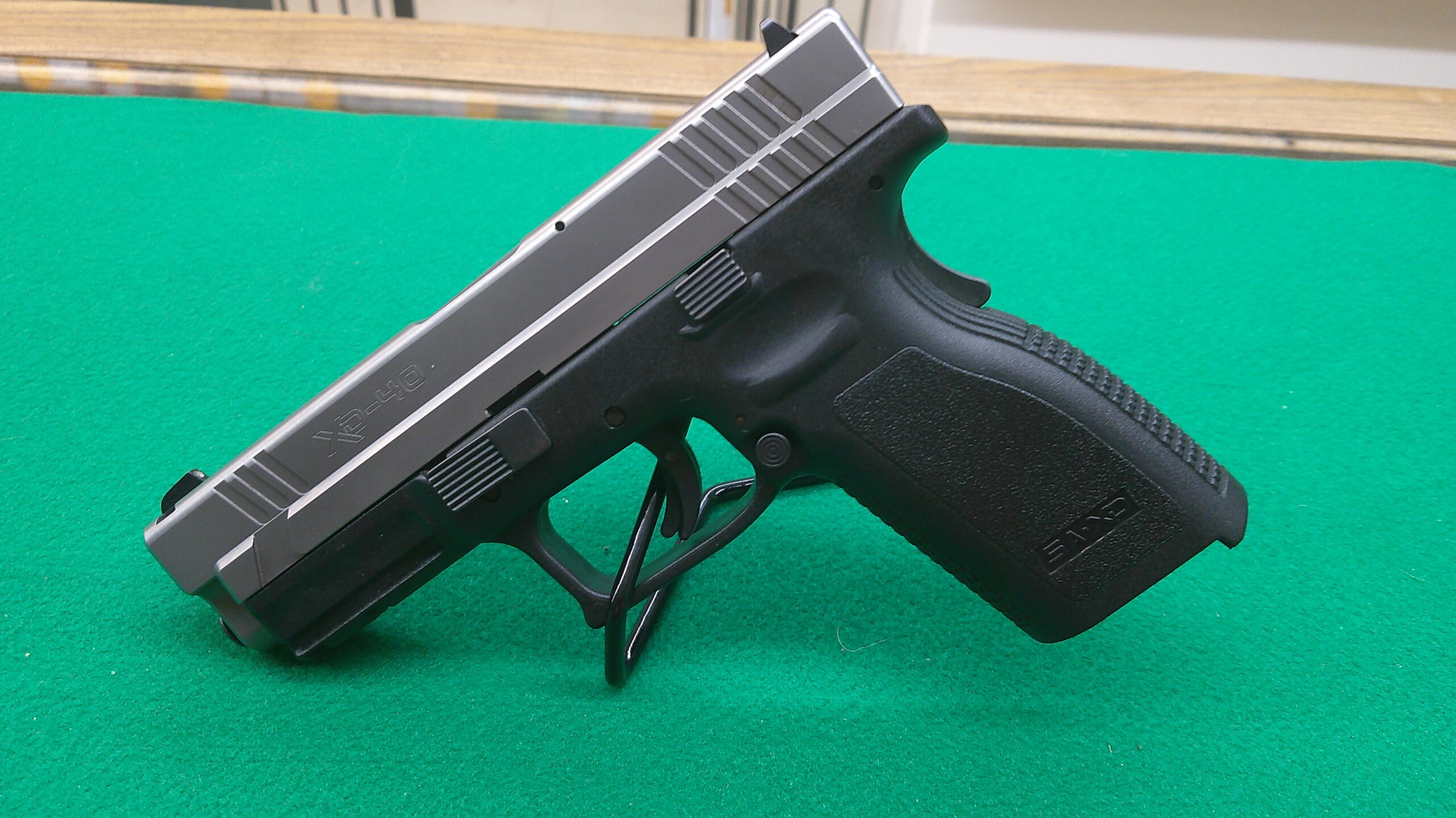 Used Springfield XD40 40 4" Barrel - Image 2