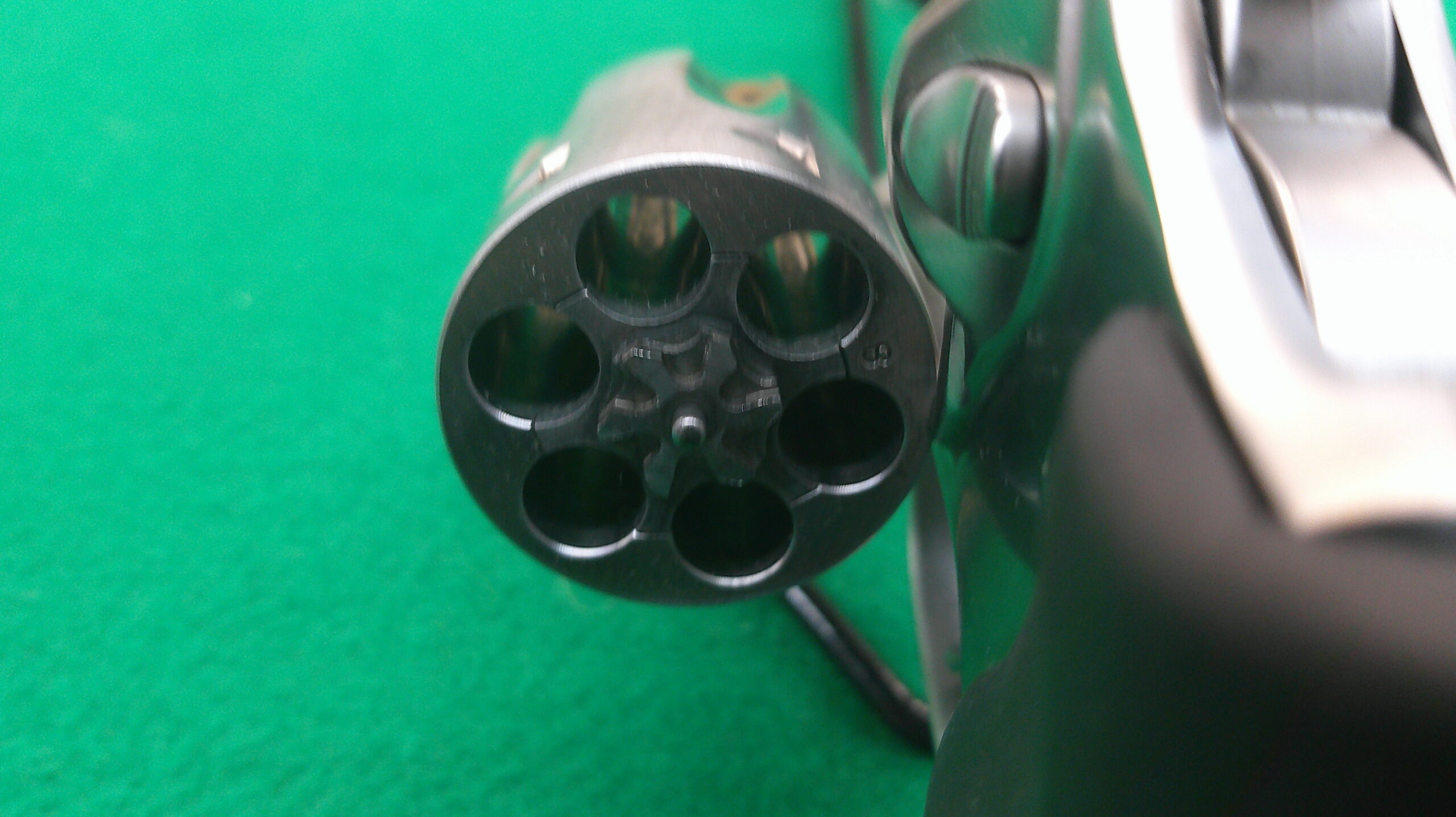Used Ruger SP101 327 Mag 4.2" barrel - Image 4